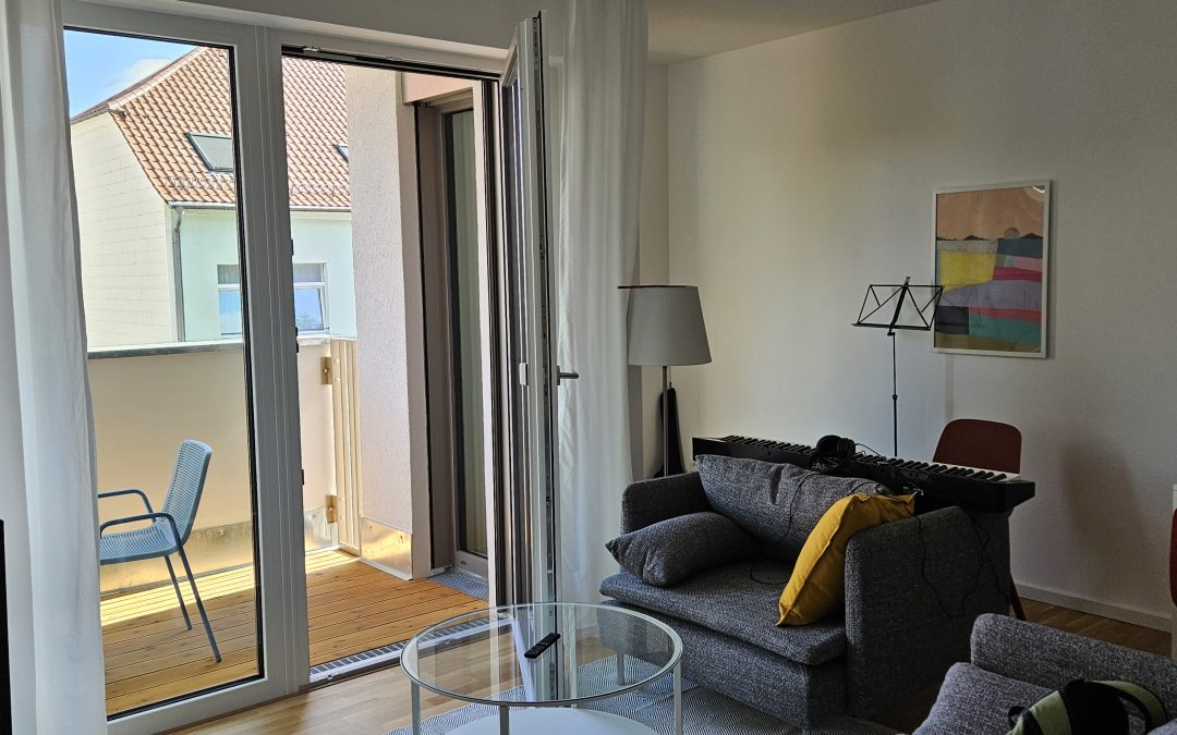 Move it on Out (Girl)